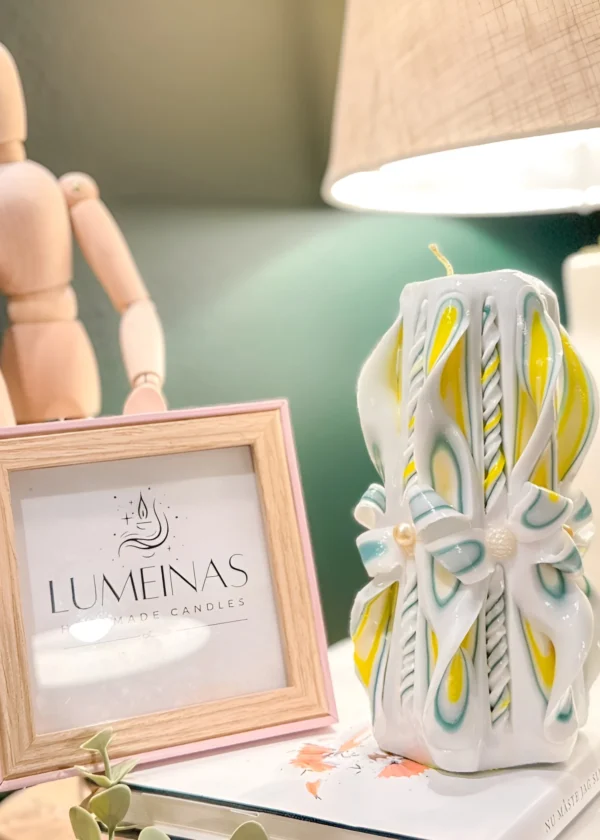 Handcrafted Candle | Perfect for Housewarming gift