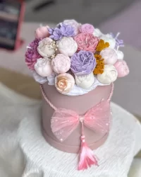 Birthday Flower Candle Box – Handmade Soy Wax Floral Surprise