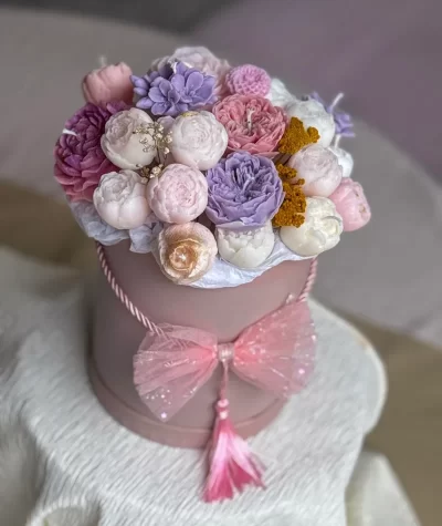 Birthday Flower Candle Box – Handmade Soy Wax Floral Surprise - Image 2