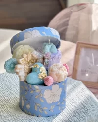 Flower Box with Handcrafted Candles – Sustainable Candles