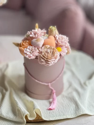 "Floral Harmony" Soy Wax & Dried Flower Gift Box