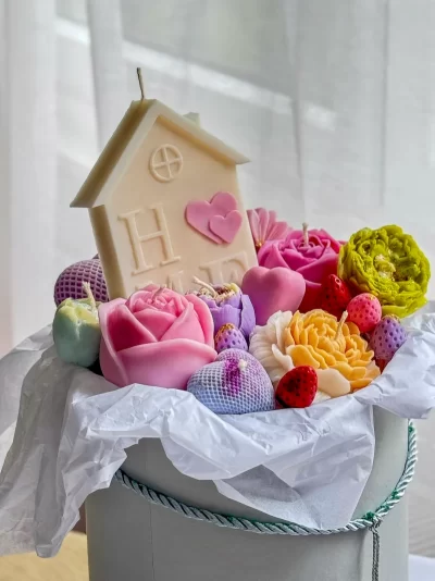 "Home Sweet Home" Soy Wax Gift Box - Image 2