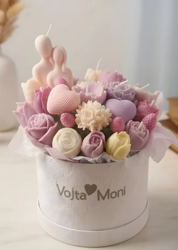 Handmade Couple in Gift Box – Romantic Hugging Figurine – Unique Anniversary